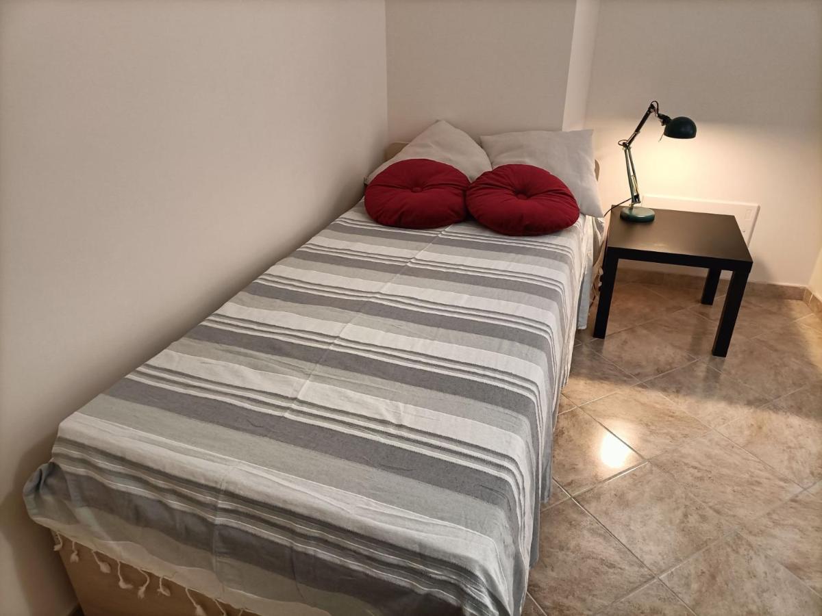 Cozy House Con Corte Privata In Centro Storico Aq Л'Аквіла Екстер'єр фото